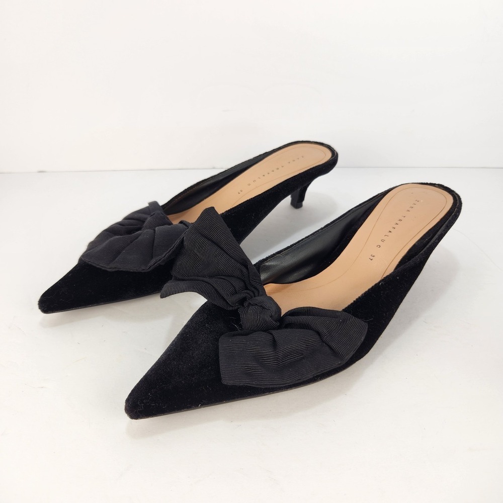 Zara Trafaluc Women's Elegant Bowed Pointy Toe Velvet Pumps Black Size 37 (6.5)‎